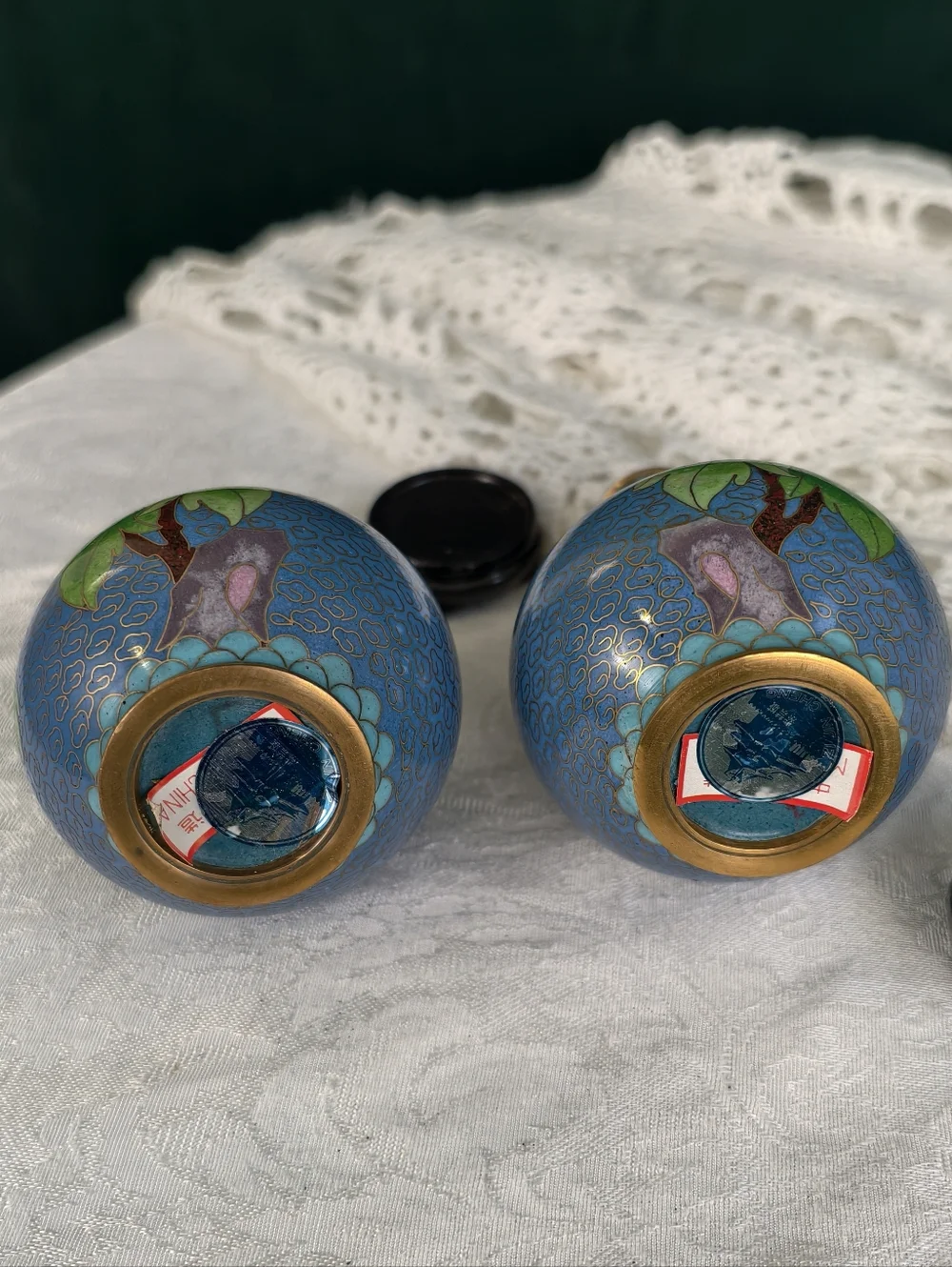 Vintage Blue Small Floral Enamel Cloisonné Vase Pair - Picture 5 of 7